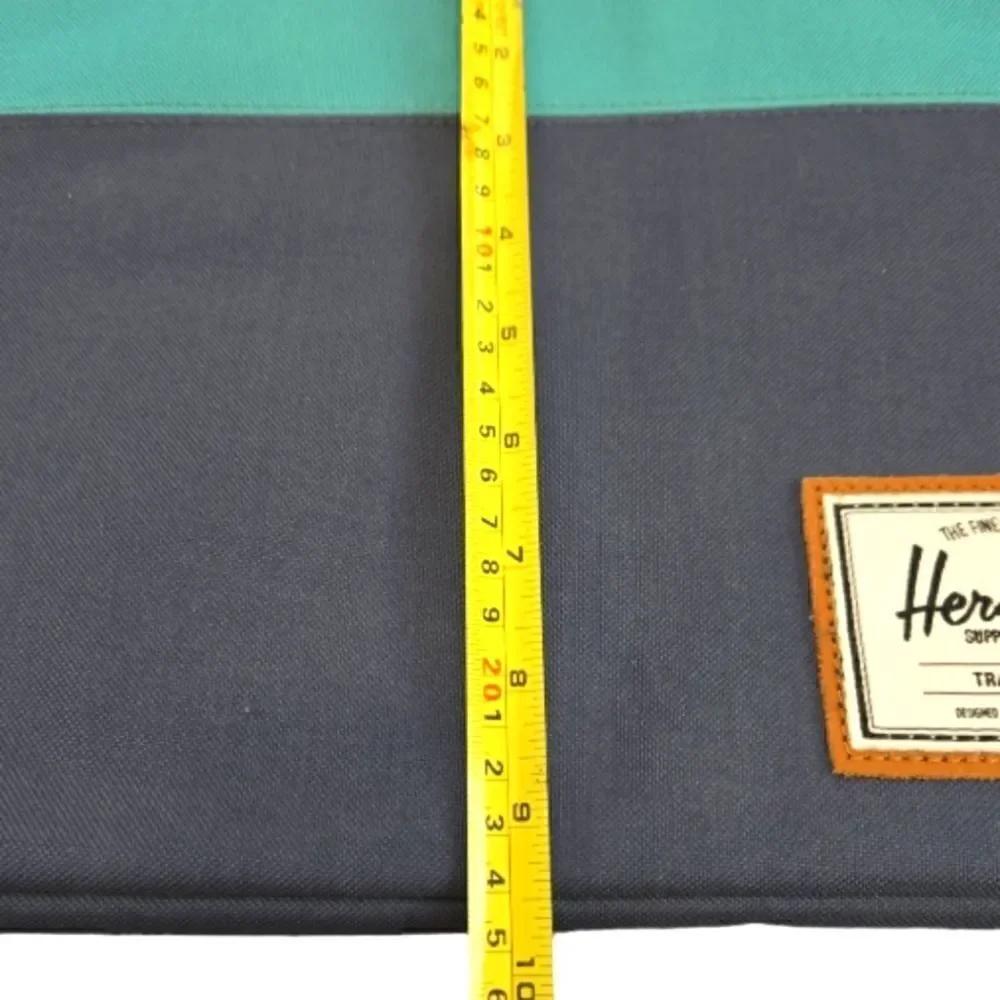 EC THE HERSCHEL SUPPLY CO. ANCHOR LAPTOP/IPAD SLEEVE